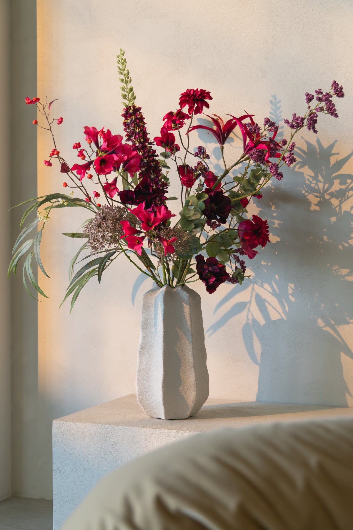 Kunstblumenstrauß Wild Berry