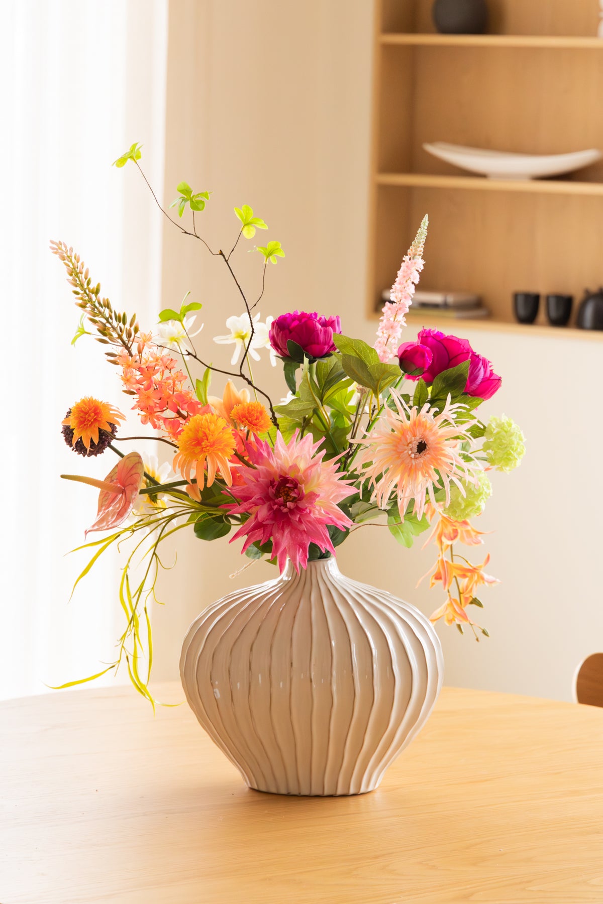 Kunstblumenstrauß Coral Cascade