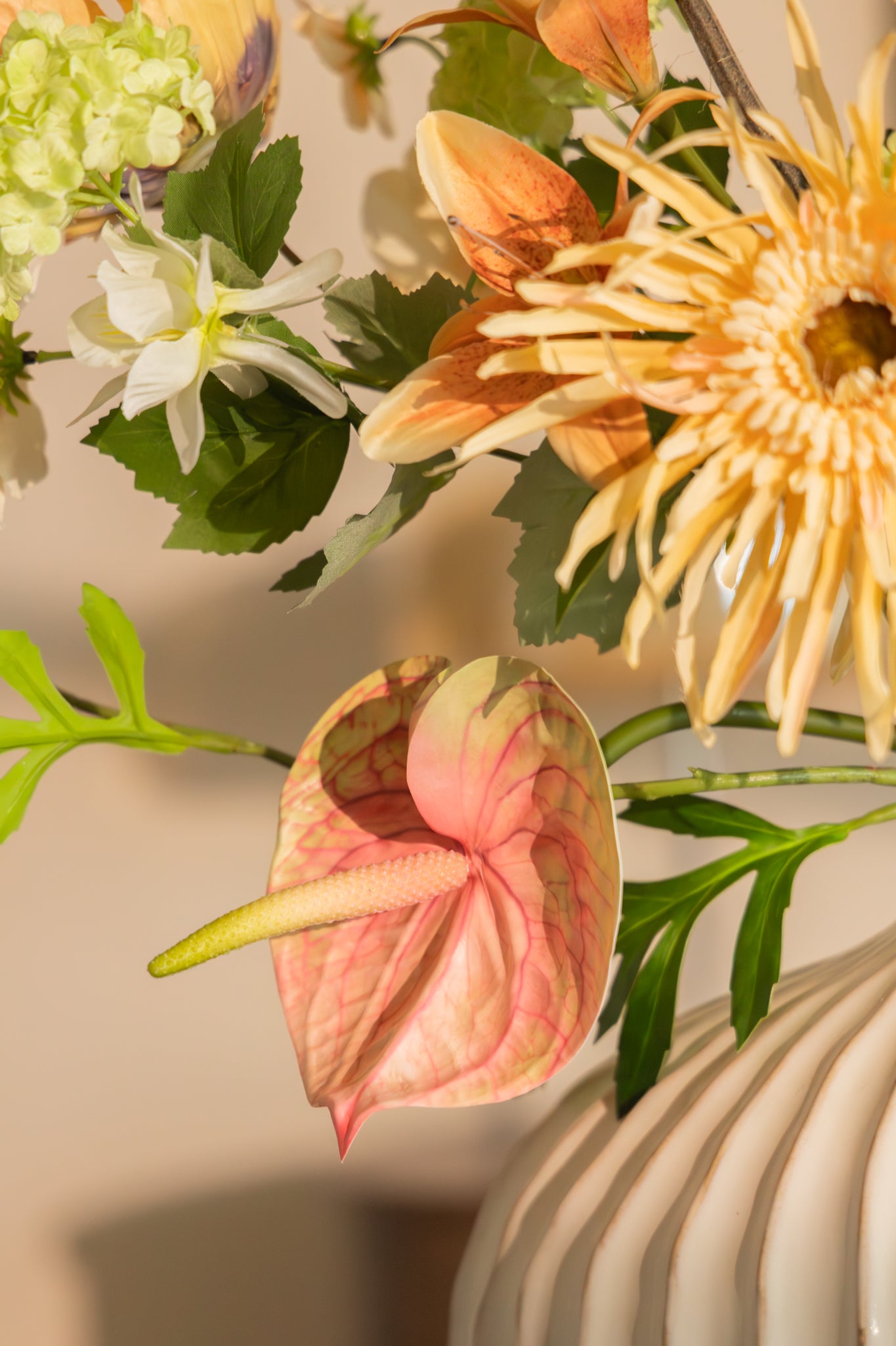 Kunstblumenstrauß Golden Garden