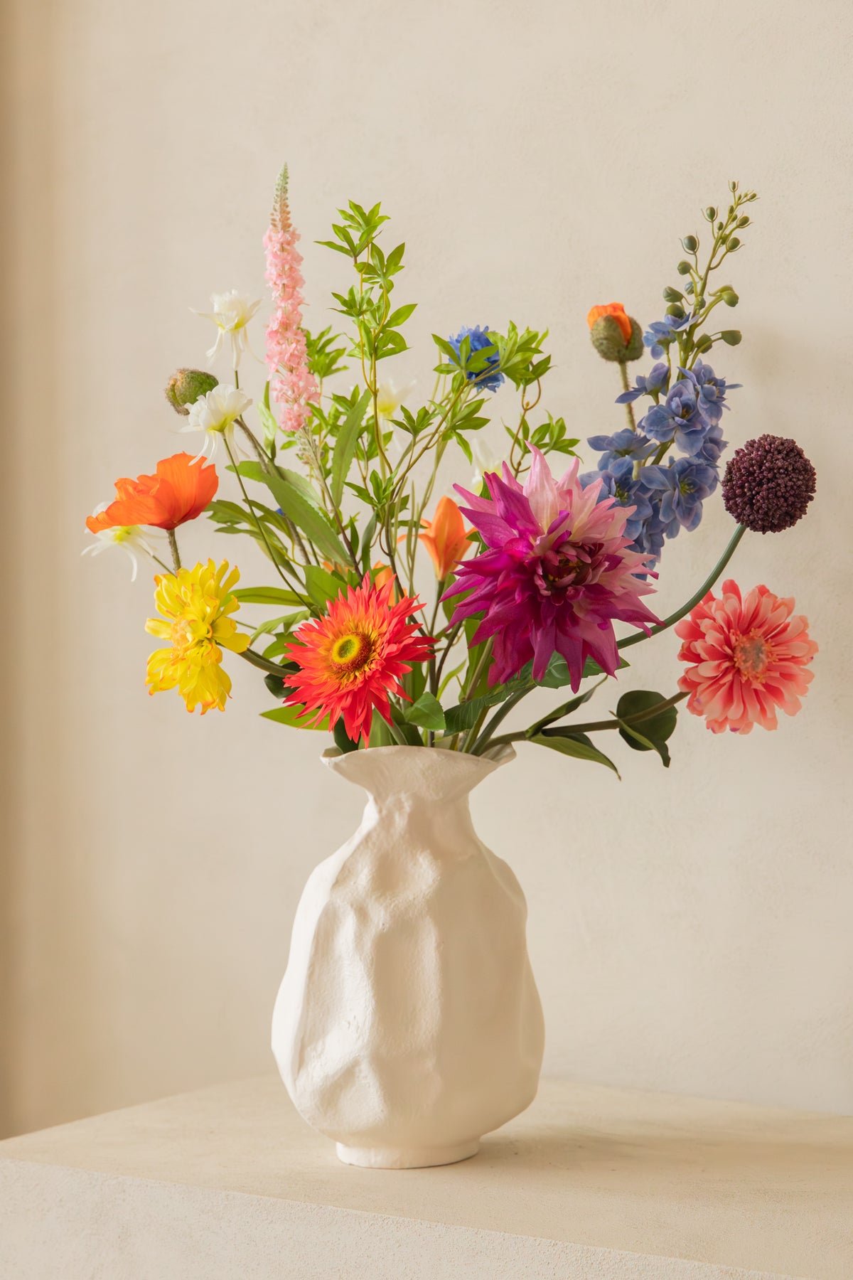 Kunstblumenstrauß Expressive Elegance